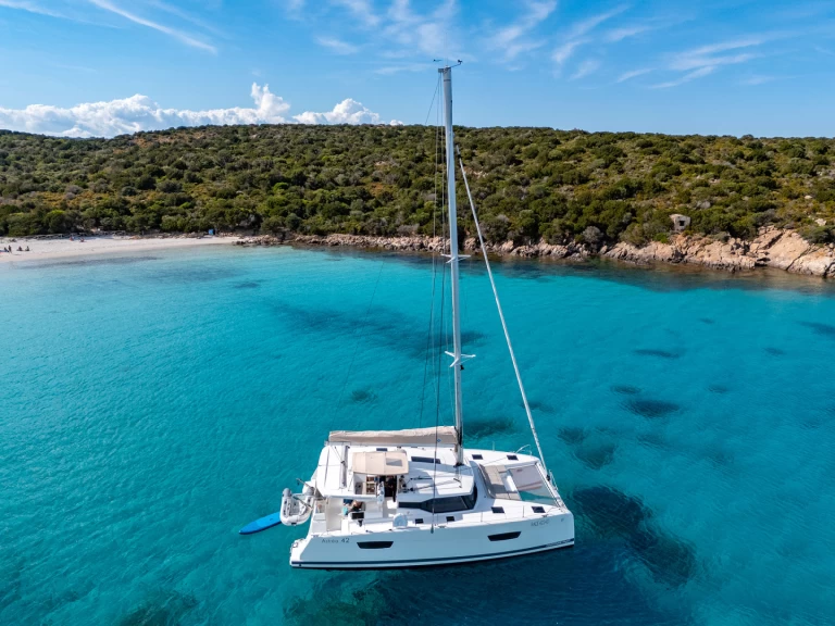 Pronájem Katamarán v Cannigione -Fountaine Pajot Astrea 42