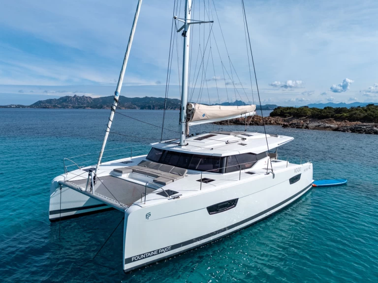 Pronajmout Katamarán se skipperem či ne Fountaine Pajot v Cannigione