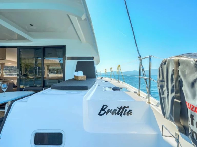 Pronajmout Katamarán se skipperem či ne Lagoon v Kaštela