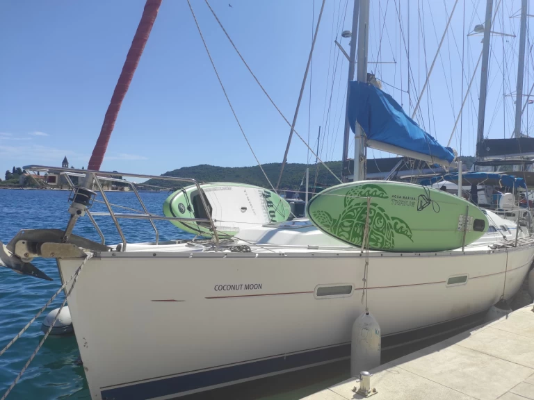 Pronájem Plachetnice Bénéteau s licencí