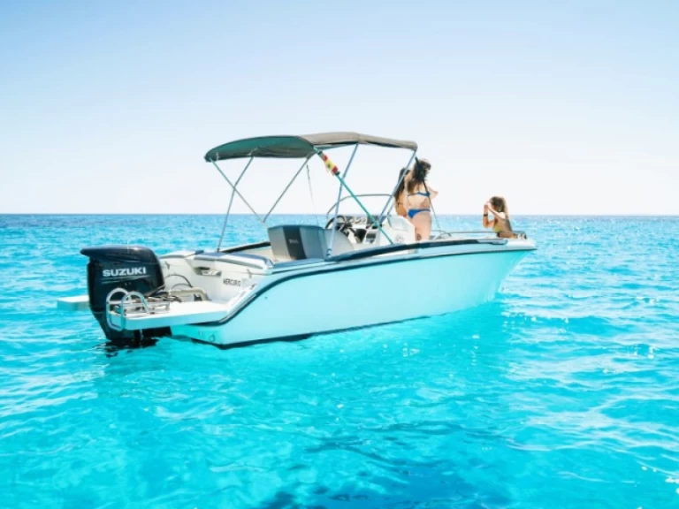 Pronajmout Motorová loď se skipperem či ne BMA v Ciutadella de Menorca