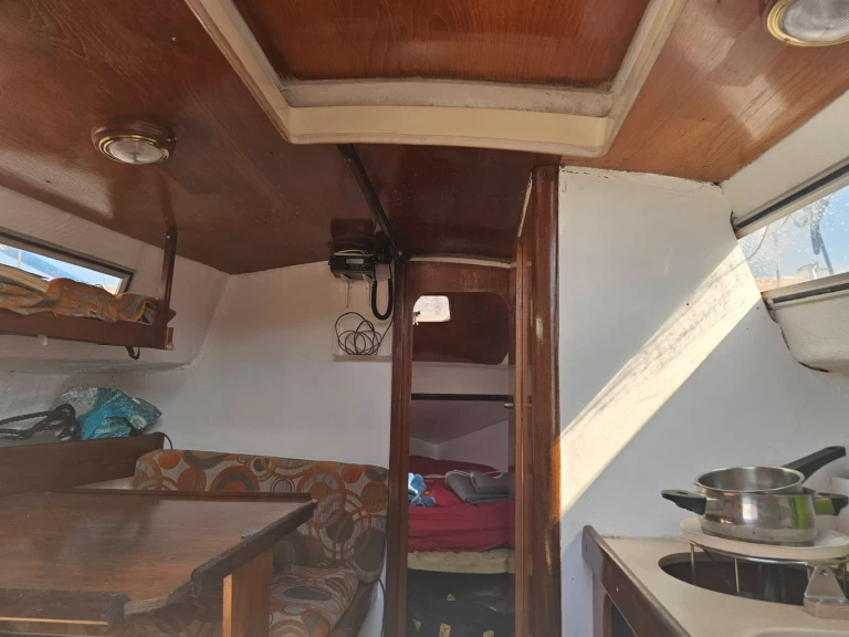 Pronajmout Plachetnice se skipperem či ne Bénéteau v Isolella