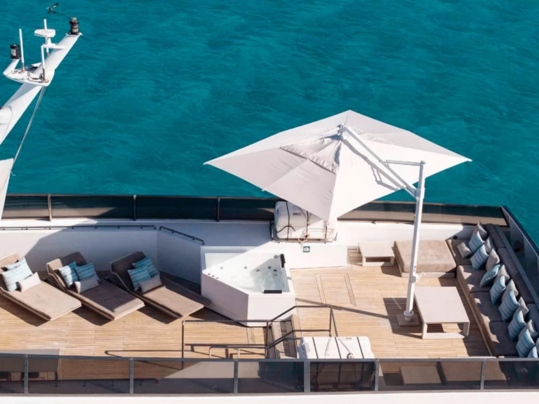 Pronajmout Jachta se skipperem či ne Custom Royal Yacht v Ibiza Town