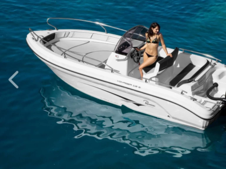 Pronajmout Motorová loď se skipperem či ne Ranieri v Fréjus