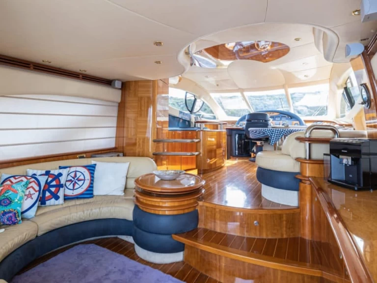 Pronájem Jachta v Bodrum harbour -Azimut-55 2015