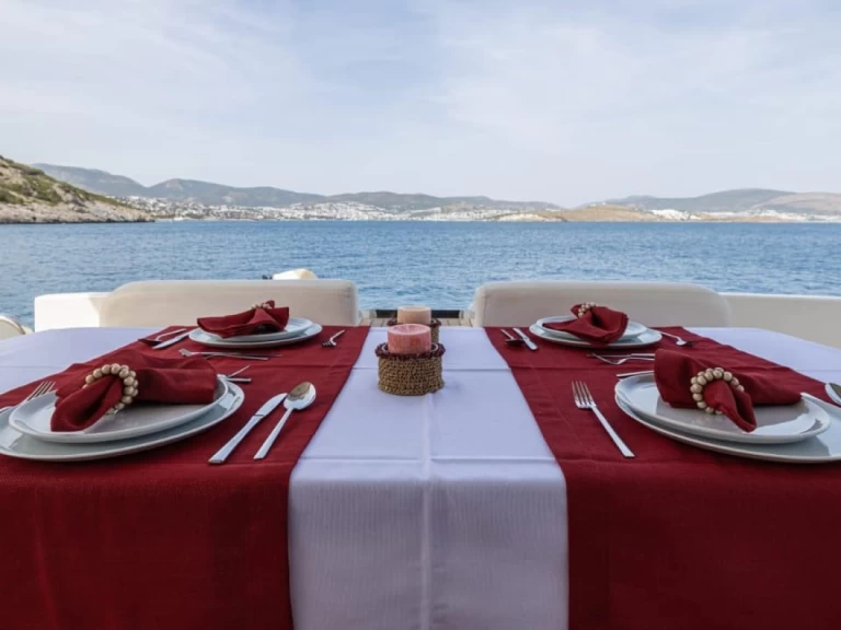 Pronájem lodi Azimut-55 2015 v Bodrum harbour na Samboatu