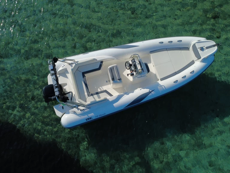 Pronájem jachty v Cannigione -Bsc BSC 70 Classic na Samboatu