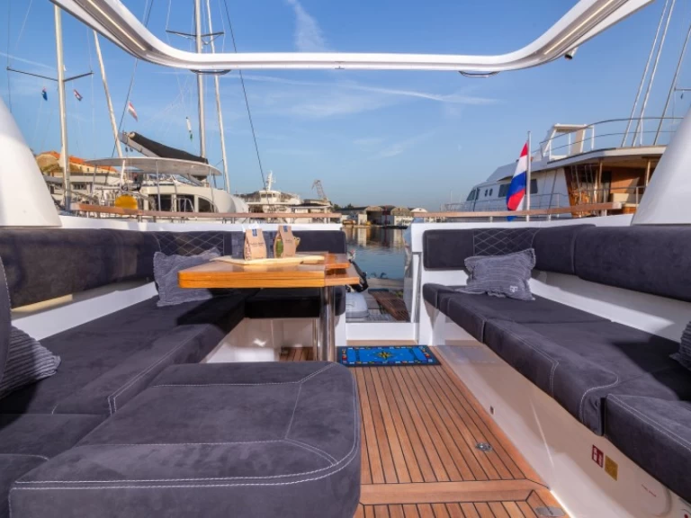 Pronájem lodi Marex Marex 360 CC v Šibenik  na Samboatu