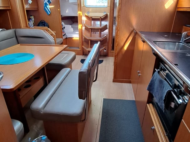 Pronájem lodi Bavaria Cruiser 40 v Volos na Samboatu