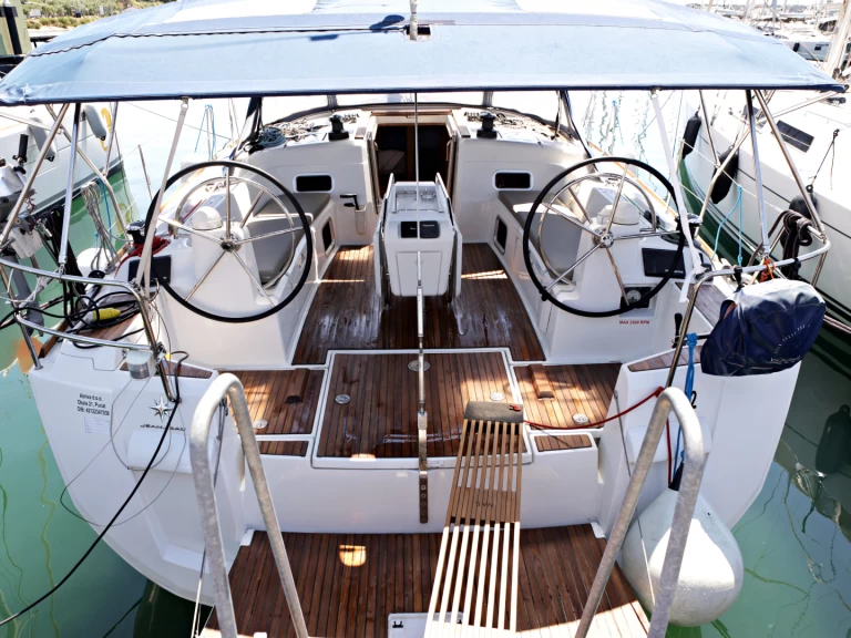 Jeanneau Sun Odyssey 519 jednotlivci a charterové společnosti v Punat