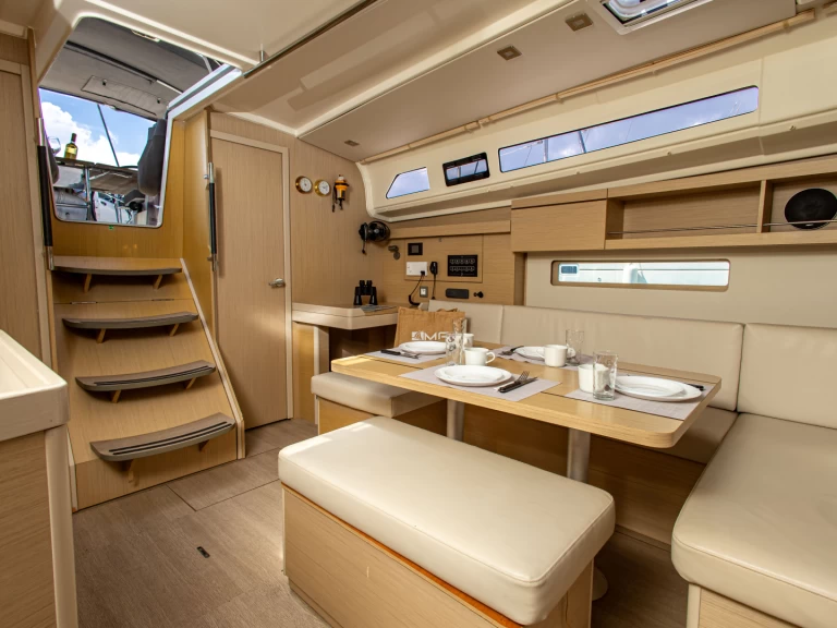 Plachetnice k pronájmu v Paleros za nejlepší cenu