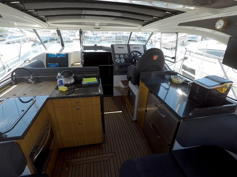 Pronájem jachty v Šibenik  -Marex Marex 360 CC na Samboatu