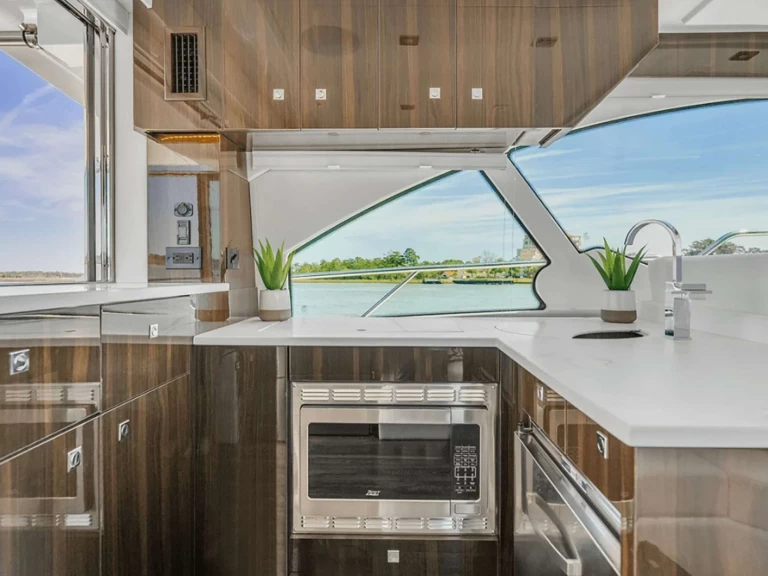 Pronájem lodi Cruisers TriFecta v Delray Beach na Samboatu