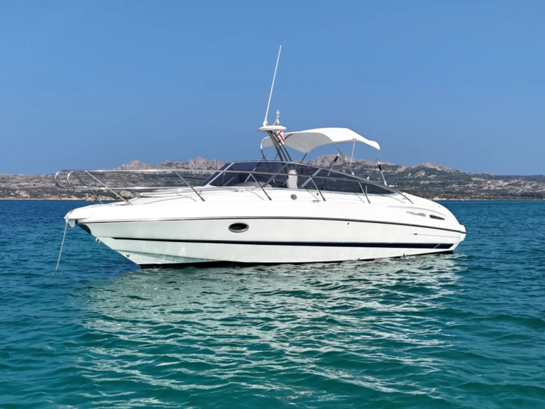 Pronájem Motorová loď Cranchi s licencí