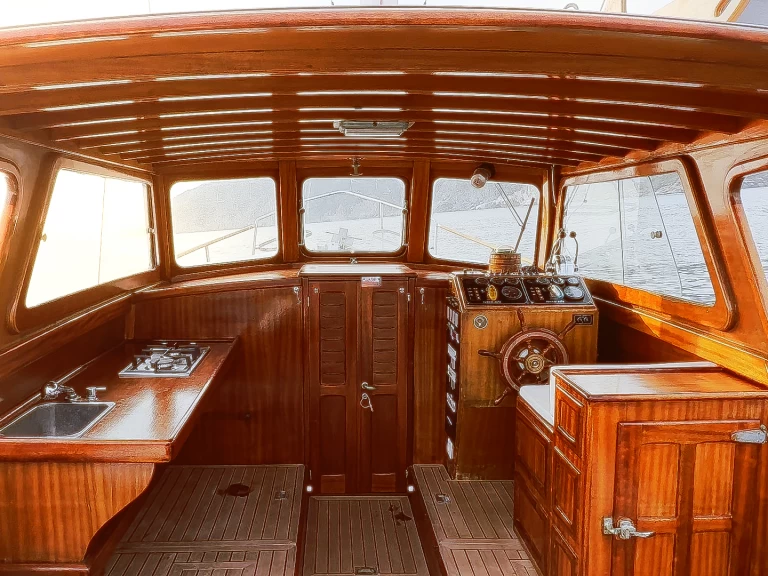 Pronajmout Motorová loď se skipperem či ne G.i.a.m Rapallo v Bocca di Magra