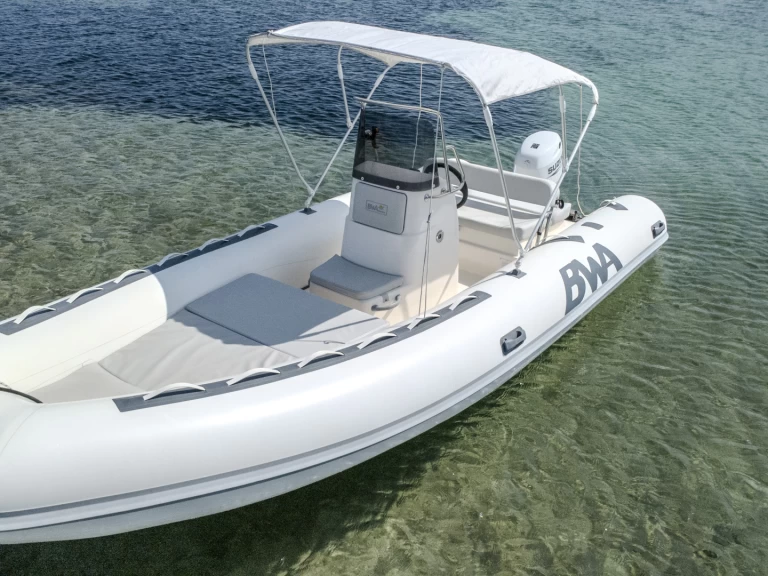 Pronajmout si Bwa California 550 v Cannigione