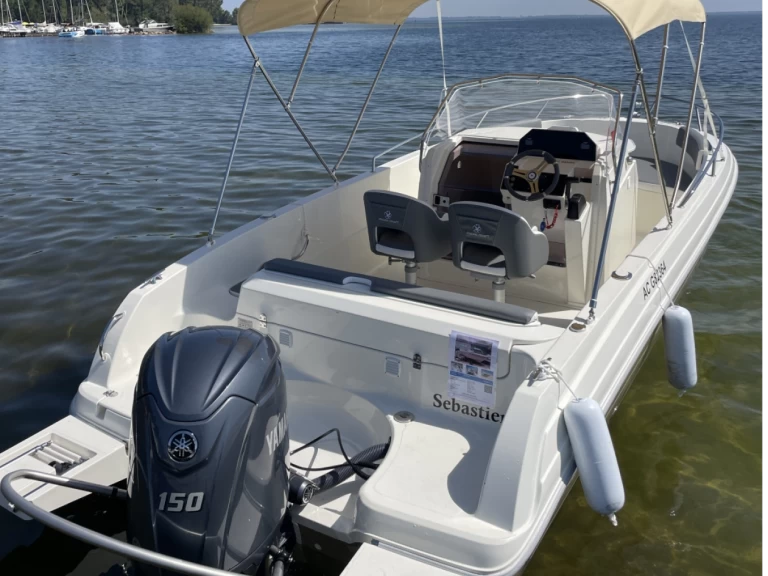 Pacific Craft Pacific Craft 670 Open jednotlivci a charterové společnosti v Biscarrosse