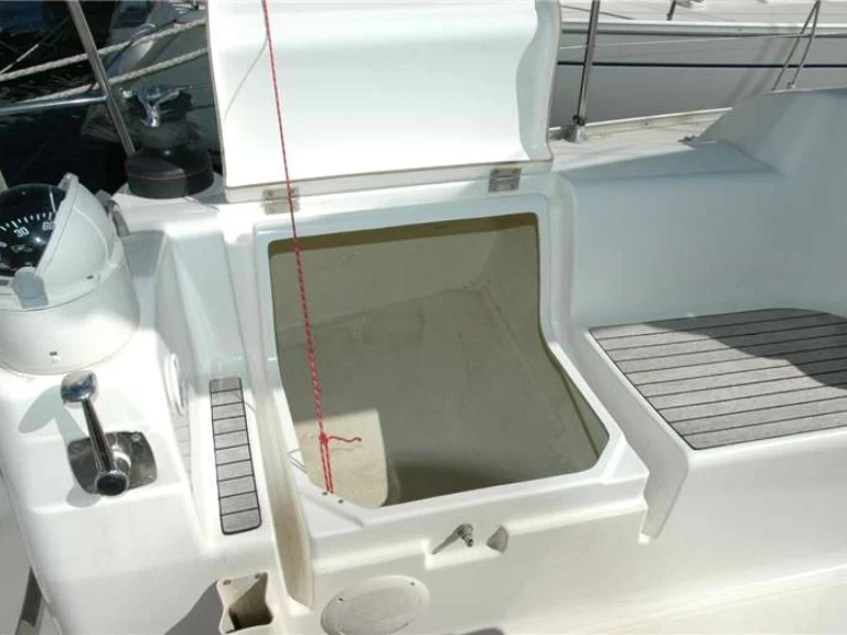 Pronájem lodi Dufour Dufour 385 Grand Large v Club Nàutic Cambrils na Samboatu