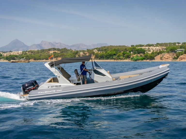 Italboats Stingher 28GT jednotlivci a charterové společnosti v Altea