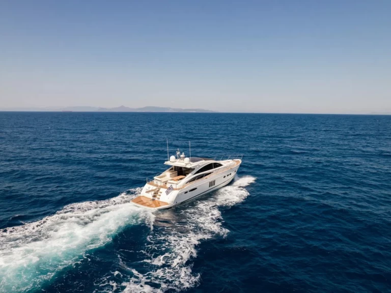 Pronájem lodi Princess Princess V65 v Beşiktaş na Samboatu