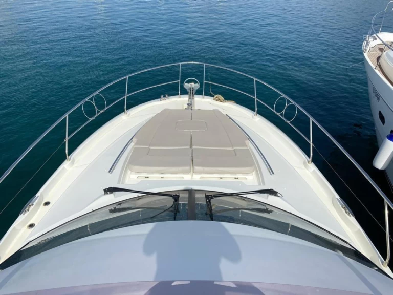 Pronajmout si Prestige Prestige 500 Fly v Capo d'Orlando