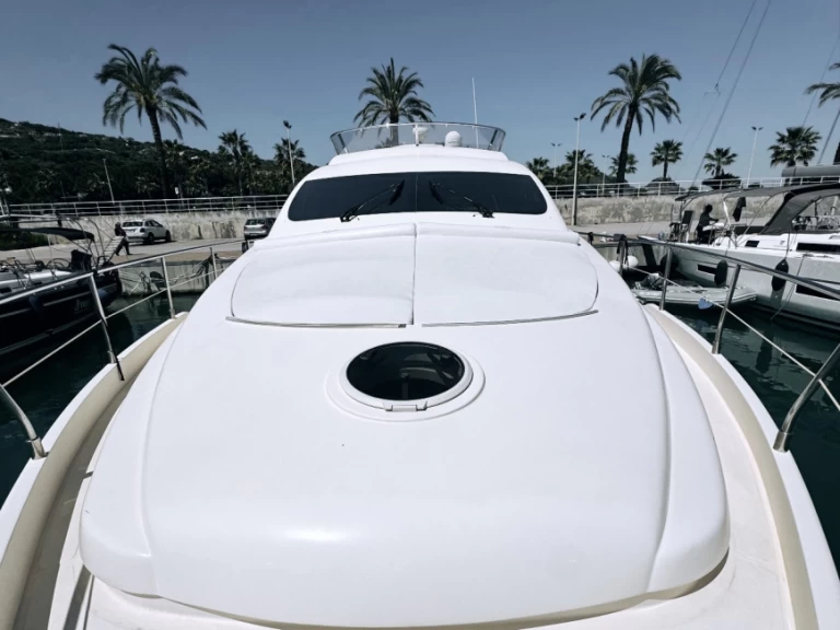 Aicon Aicon 56 Fly jednotlivci a charterové společnosti v Capo d'Orlando