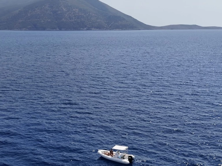 Pronájem lodi Eagle Eagle 2 v Gjiri i Vlorës na Samboatu