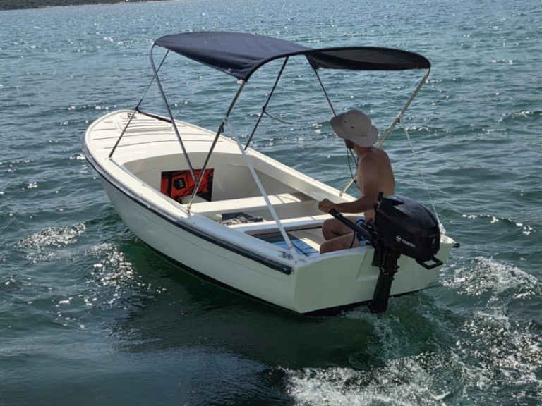 Pronajmout si Pasara Jugoplastika v Poljica