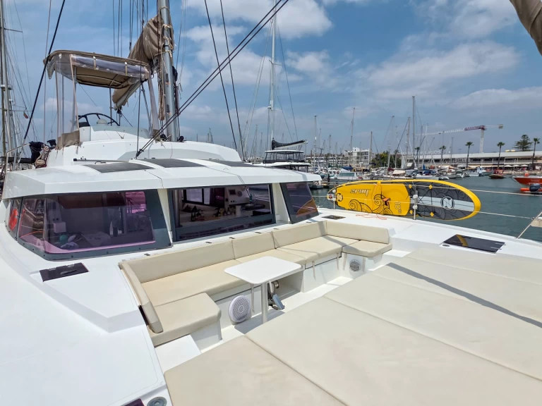 Pronajmout si Bali Bali 4.3 v Marina de Lagos