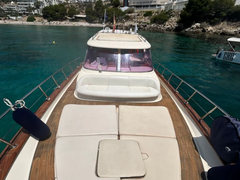 Pronajmout si Fratelli Aprea Sorrento 32 Semi Cabinato v Altea