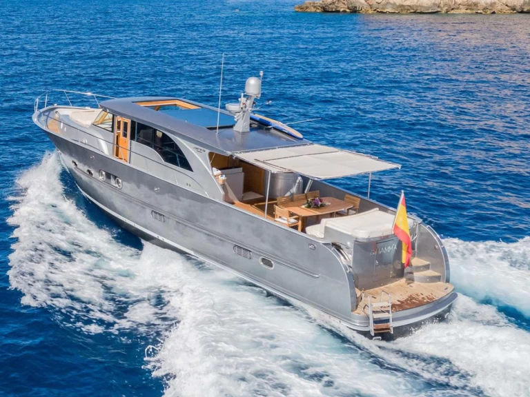 Pronájem jachty v Denia -Lobster 62 na Samboatu