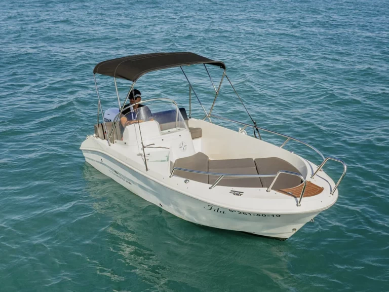 Pronajmout Motorová loď se skipperem či ne Oceanmaster v Port d'Alcudia