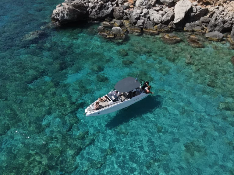 Pronájem Motorová loď v Rethymno -Axopar Axopar 25 feet Cross Top 