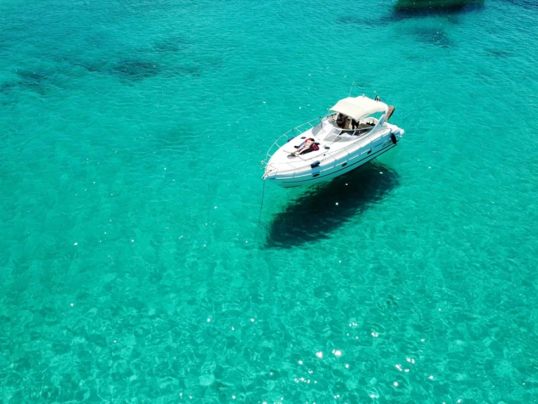 Pronajmout Motorová loď se skipperem či ne Cranchi v Porto Cervo