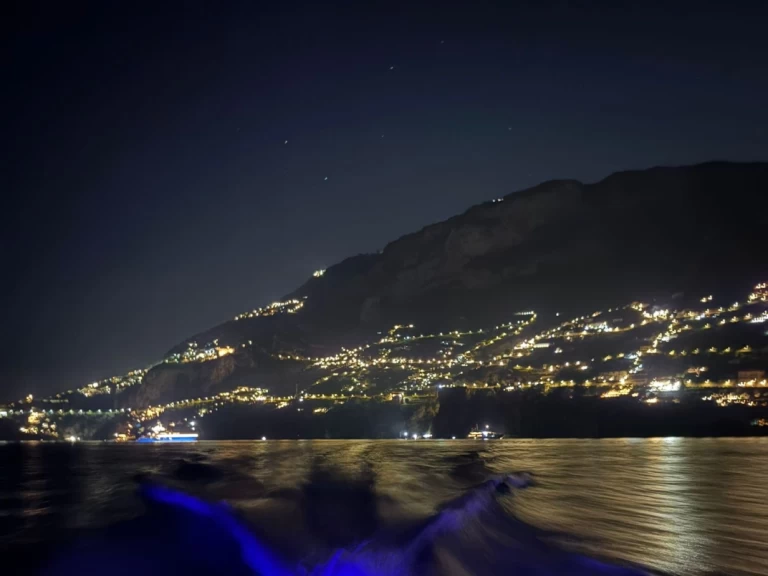 Pronájem lodi Eolo EOLO 6.9 v Salerno na Samboatu