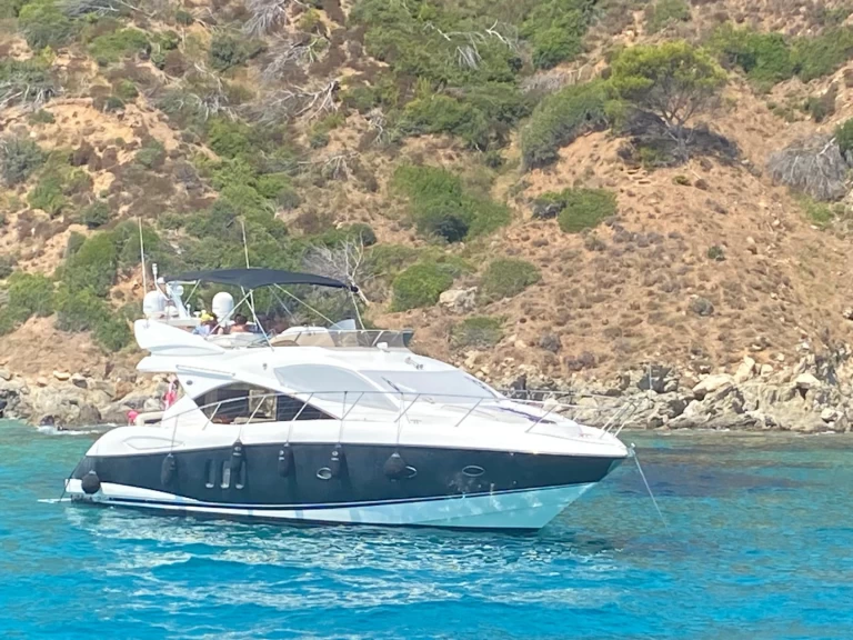 Pronájem Jachta v Port Fréjus -Sunseeker Manhattan 52