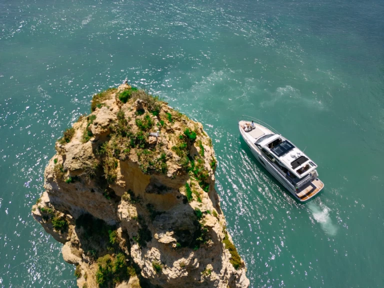 Motorová loď k pronájmu v Vilamoura za nejlepší cenu