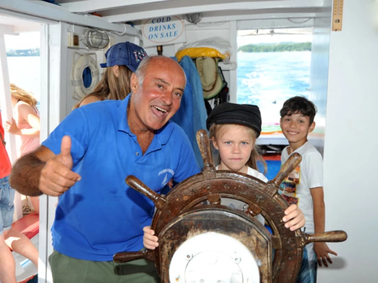 Pronájem jachty v Ypsos -Wooden Boat  Wooden Boat na Samboatu