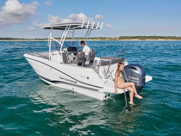 Jeanneau Cap Camarat 6.5 CC Serie 3 jednotlivci a charterové společnosti v La Forêt-Fouesnant