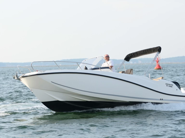 Pronájem lodi Arcachon lákavé ceny Quicksilver 675 Activ Open