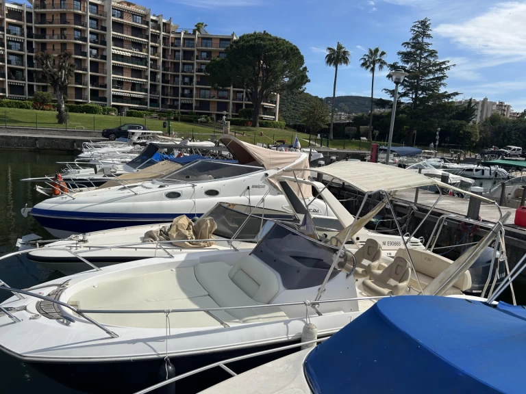 Pronájem lodi Mandelieu-la-Napoule lákavé ceny Key Largo 24