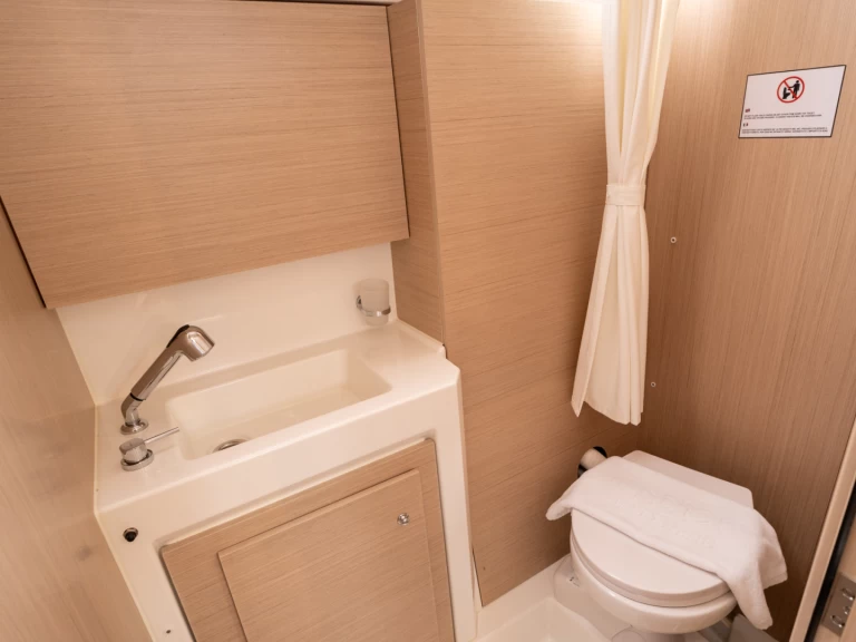 Pronájem lodi Salerno lákavé ceny Oceanis 37.1