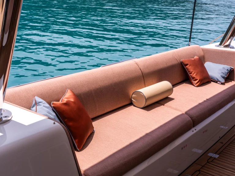 Katamarán k pronájmu v Capo d'Orlando za nejlepší cenu