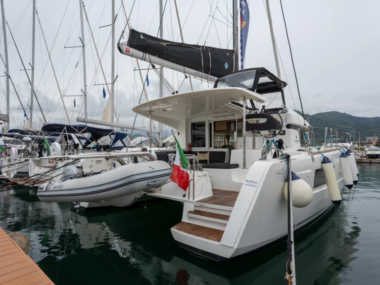 Pronájem jachty v Salerno -Lagoon Lagoon 40 na Samboatu