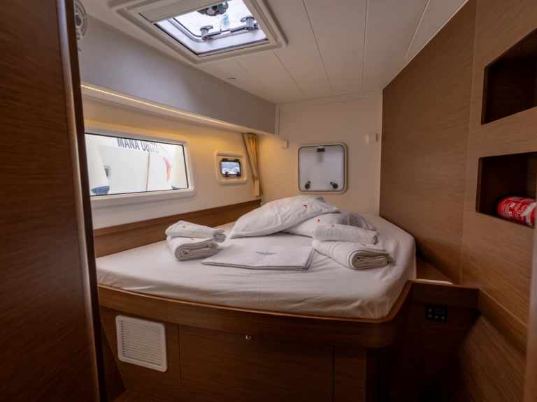 Pronájem Katamarán v Salerno -Lagoon Lagoon 42