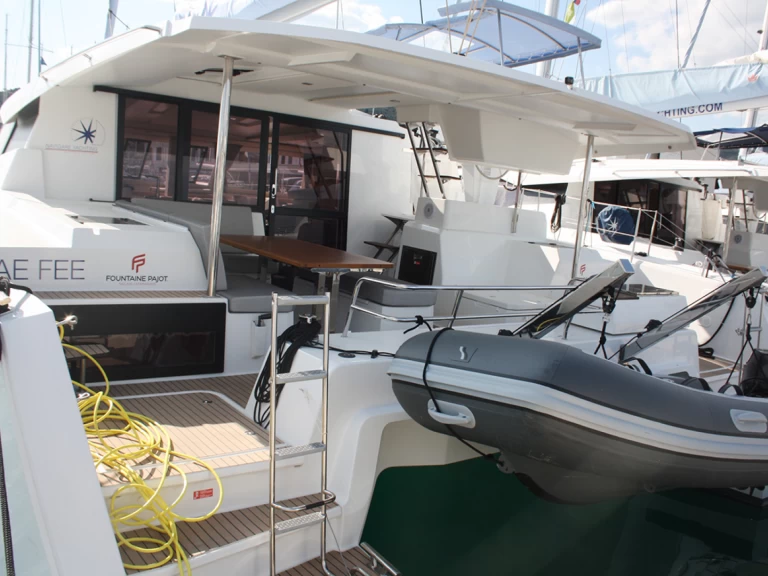 Pronajmout si Fountaine Pajot Astrea 42 v Donji Seget