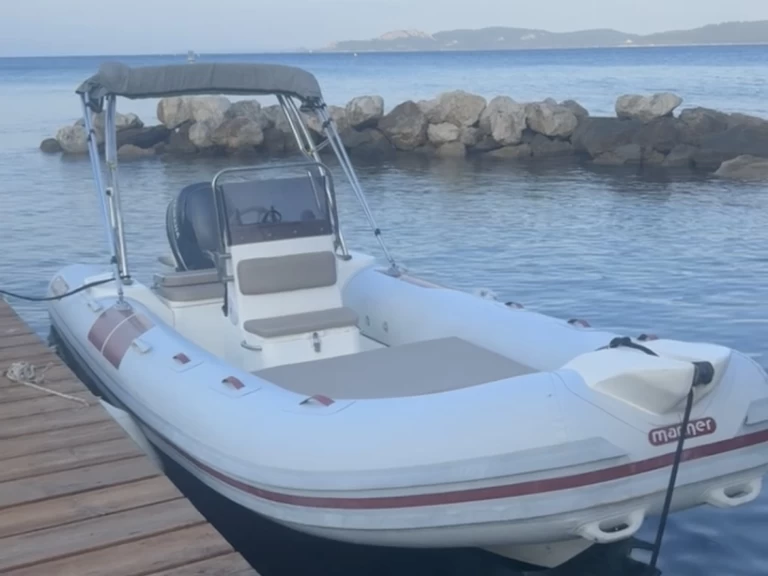 Pronajmout si Mariner SPEED  v Hyeres
