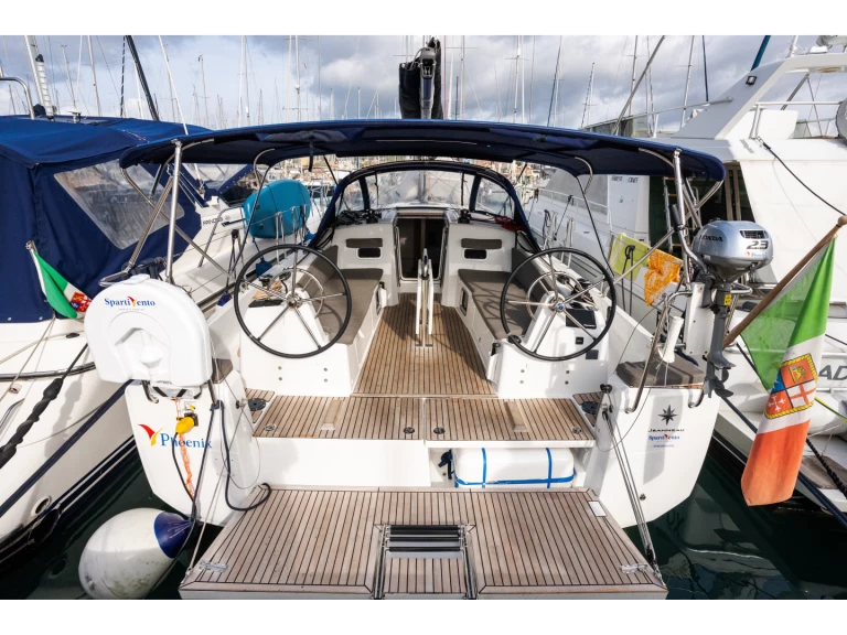 Pronájem lodi Jeanneau Sun Odyssey 380 v Castiglioncello na Samboatu