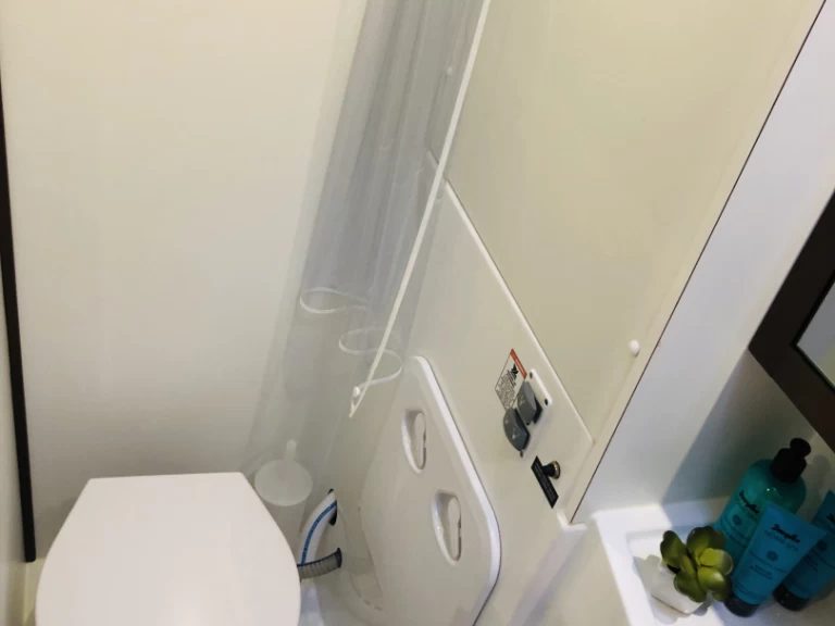 Pronájem Katamarán Lagoon s licencí