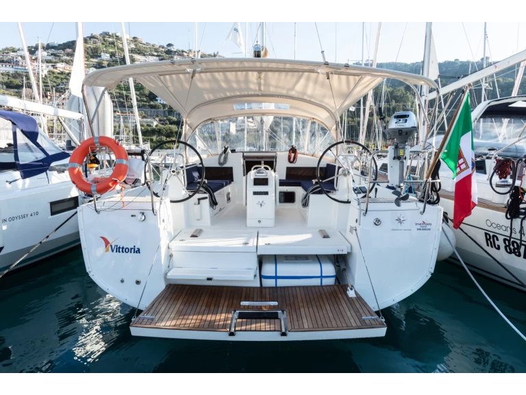 Pronájem lodi Jeanneau Sun Odyssey 440 v Capo d'Orlando na Samboatu